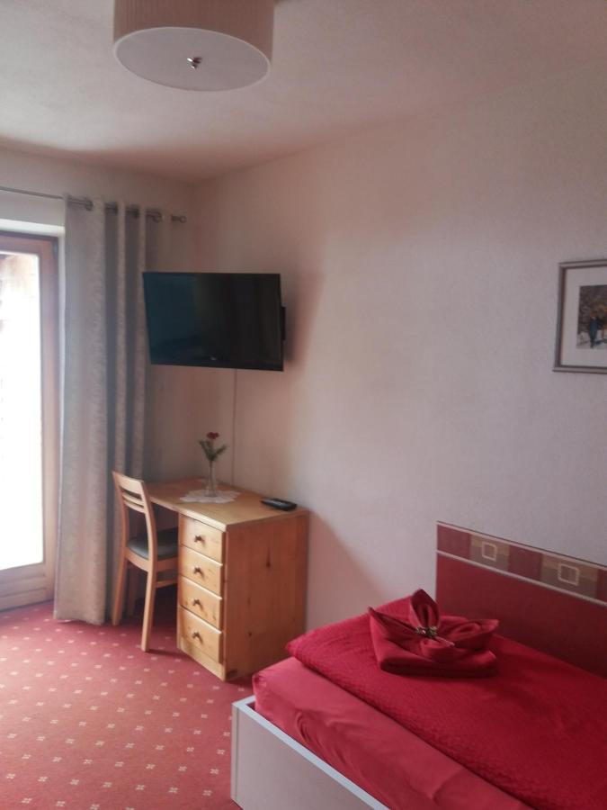 Garni Haus Valentin B&B Badia  Esterno foto